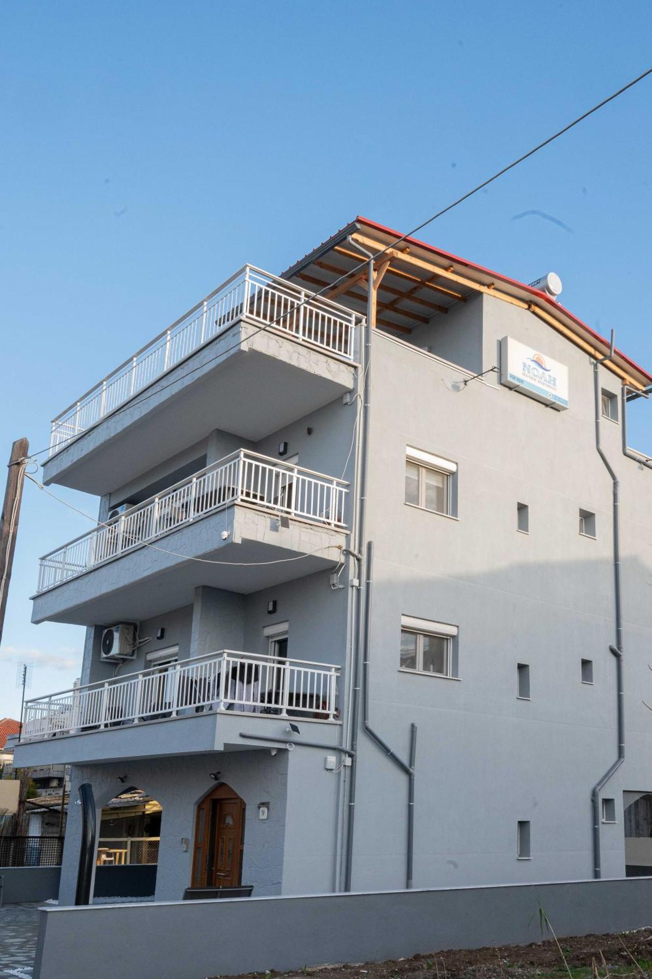 Noah Sea-View Apartments Neo Epivates Exterior photo
